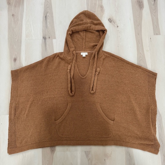 Sunday Citizen Nube Hooded Poncho Camel Tan Women's One Size Comfy Cozy Soft - Picture 4 of 13